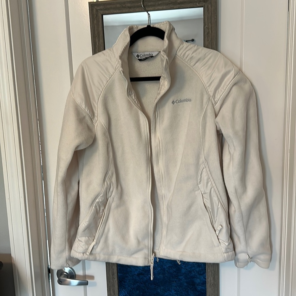 Columbia cream/off white zip up jacket size large!
